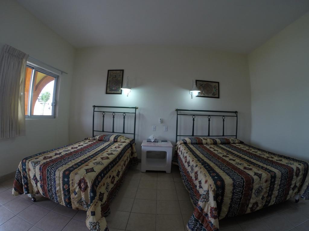 Hotel Mar De Cortez 카보산루카스 외부 사진