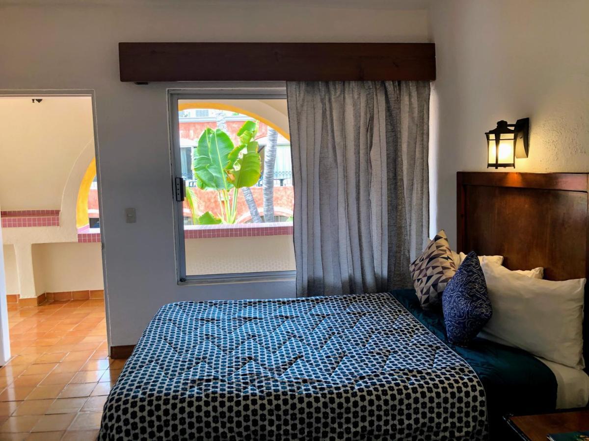 Hotel Mar De Cortez 카보산루카스 외부 사진