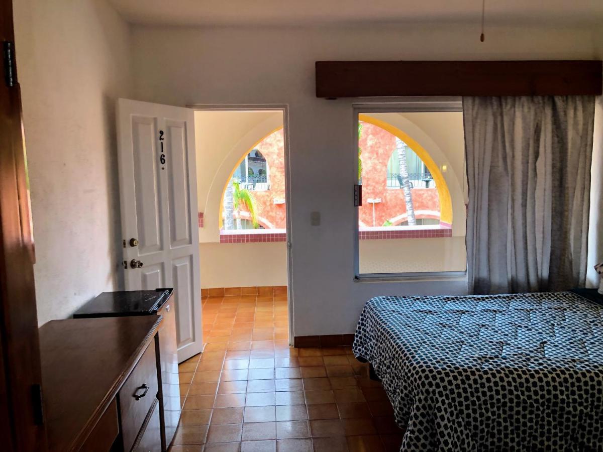 Hotel Mar De Cortez 카보산루카스 외부 사진