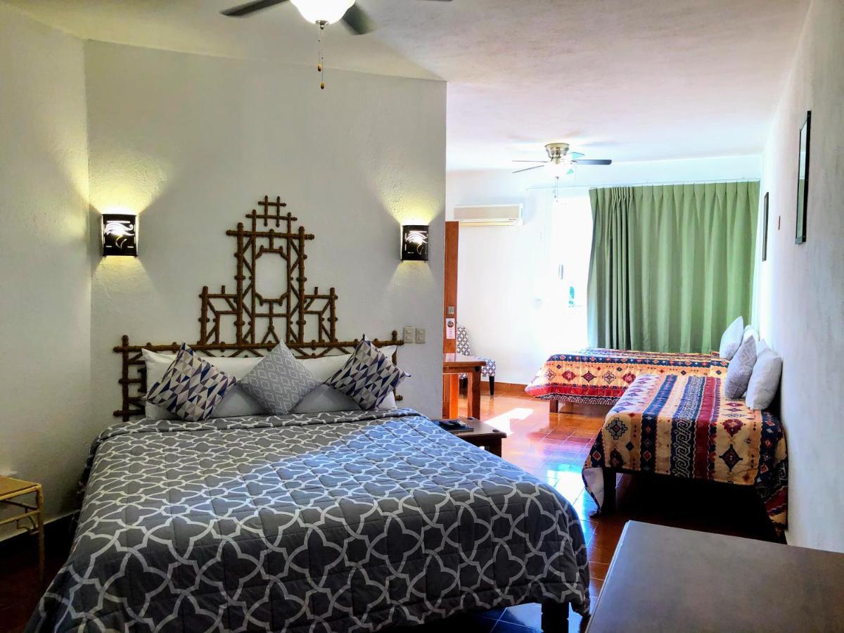 Hotel Mar De Cortez 카보산루카스 외부 사진